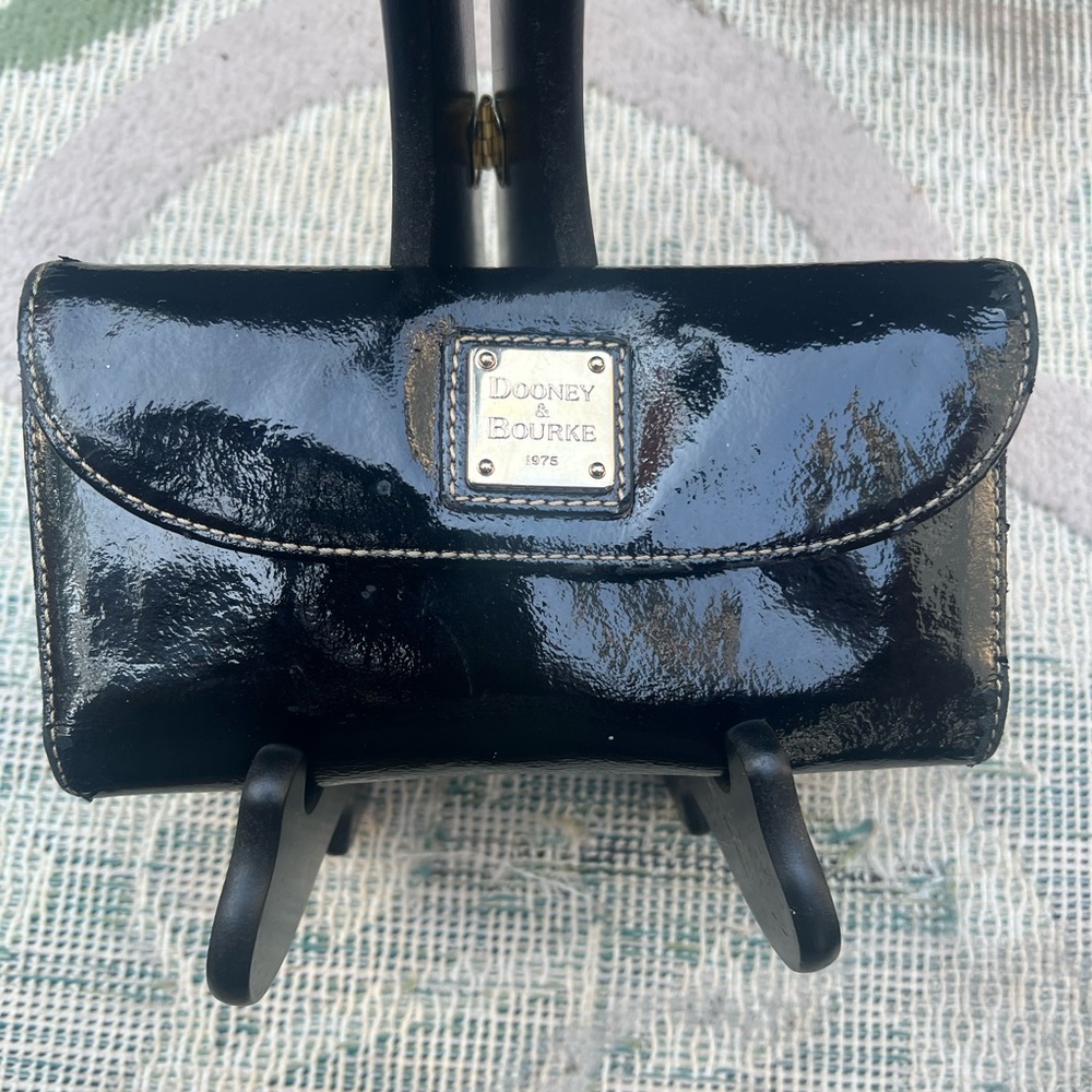 Dooney & Bourke Black patent Leather Medium Wallet